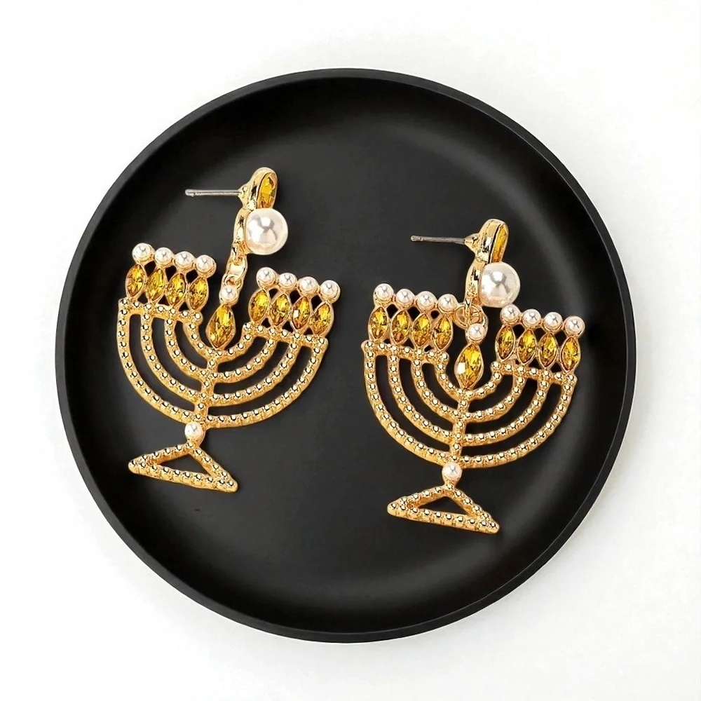 Shine Bright with Sparkling Menorah Earrings – Perfect for Hanukkah Celebrations